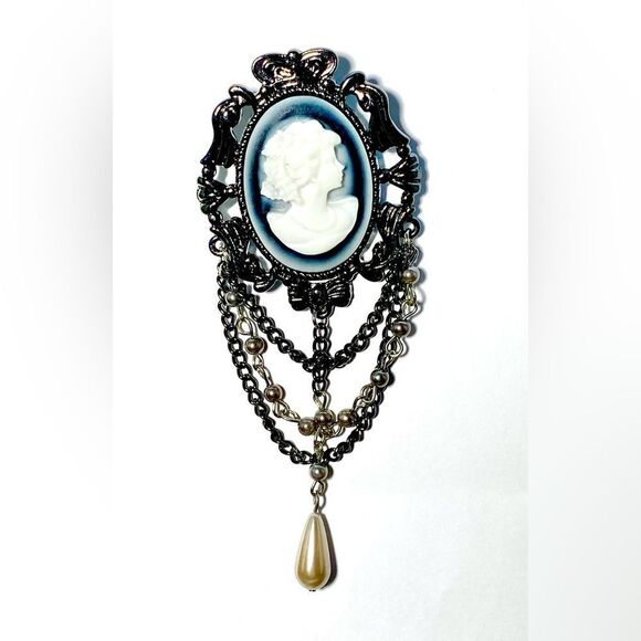 VICTORIAN CAMEO BROOCH. - Picture 1 of 2